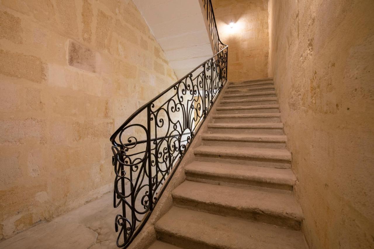 Le Refuge Du Sorcier - Enigme & Magie - Libourne Appartement Buitenkant foto